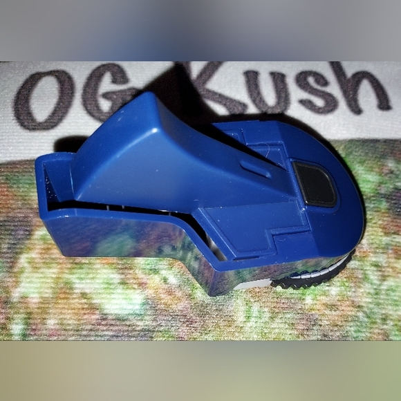 Mini Portable Manual Label Maker DIY 3D Embossing Label Writer/Printer [C101] - Picture 6 of 16